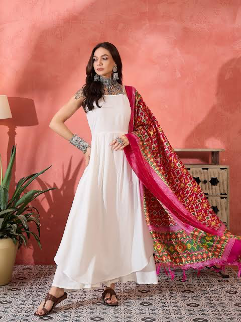 MissClassik Signature Kurta Set