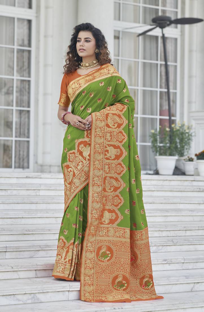 MissClassik Signature Traditional Saree