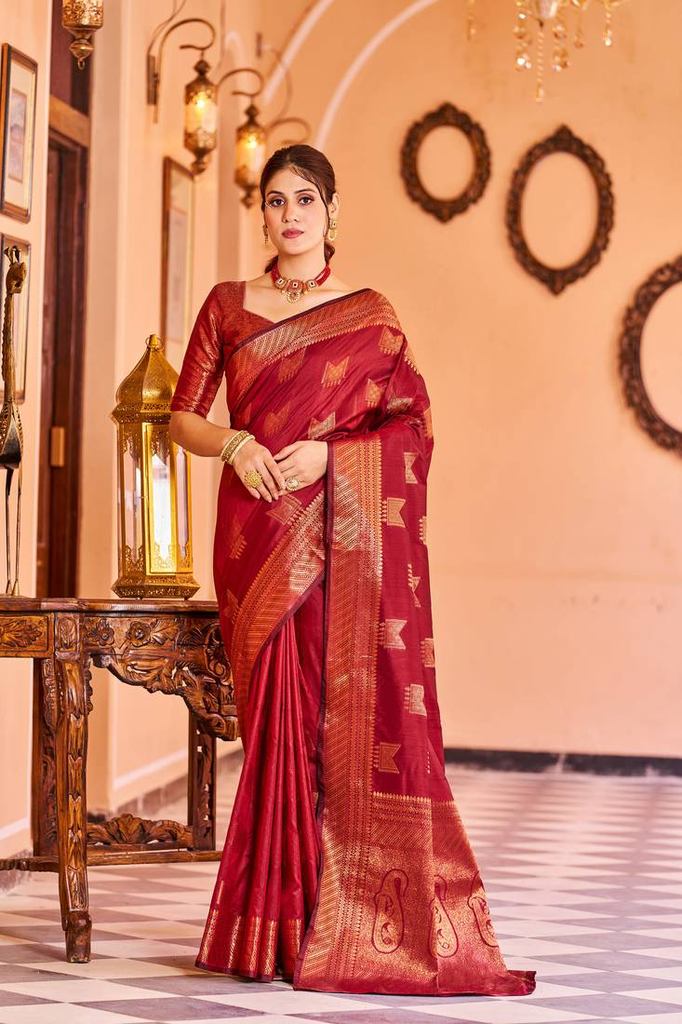 MissClassik Signature Traditional Saree