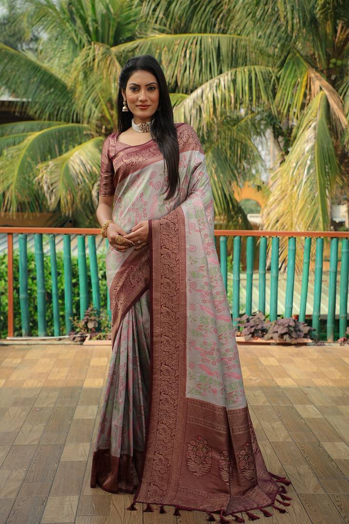 MissClassik Signature Traditional Saree