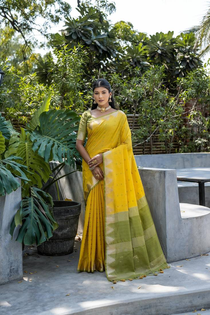 MissClassik Signature Traditional Saree