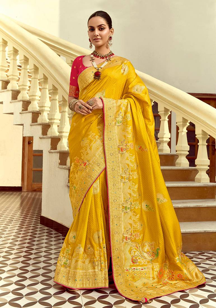 MissClassik Signature Traditional Saree